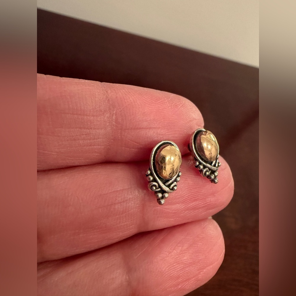 STERLING SILVER & 18K
GOLD PIERCED EARRINGS, SMALL